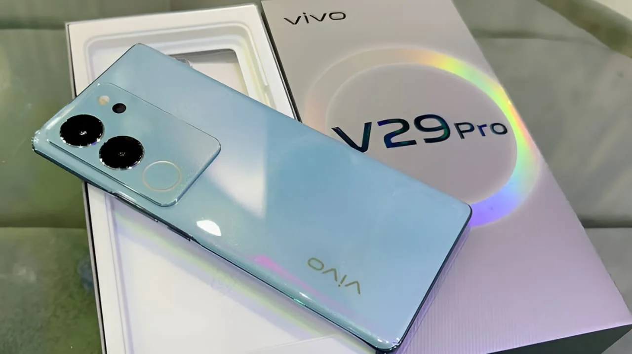 Vivo का नया आकर्षक 5G स्मार्टफोन हुआ लॉन्च, 12GB रैम, 256GB स्टोरेज और 8000mAh की तगड़ी बैटरी